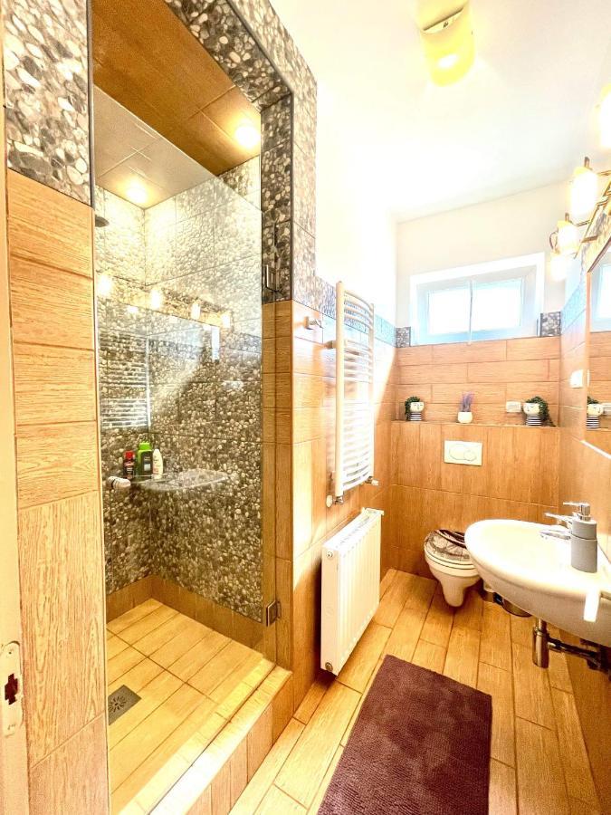 Holiday Home With Jakuzzi And Sauna Kisoroszi Dış mekan fotoğraf